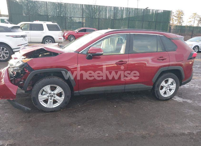 Photo 14 of 2021 Toyota Rav4 XLE (VIN 2T3P1RFV6MW193775)