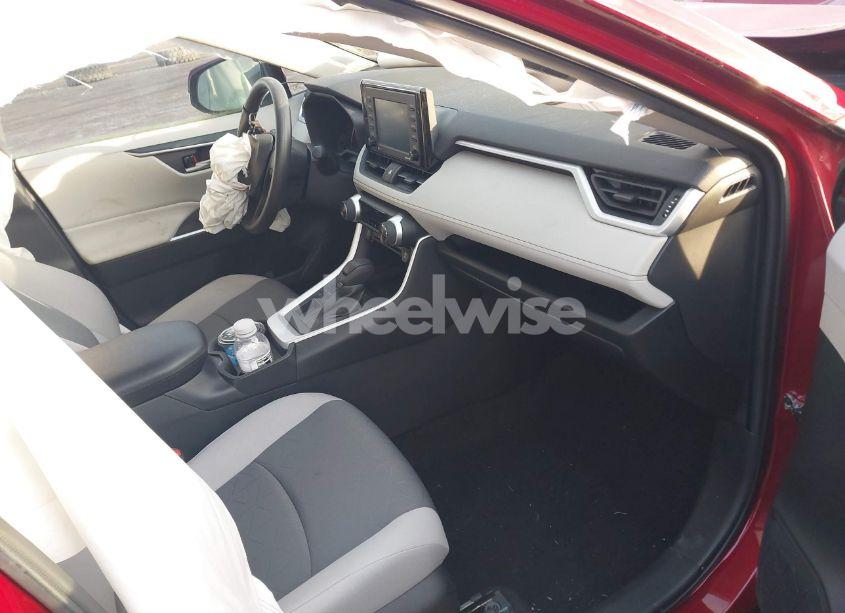 Photo 5 of 2021 Toyota Rav4 XLE (VIN 2T3P1RFV6MW193775)