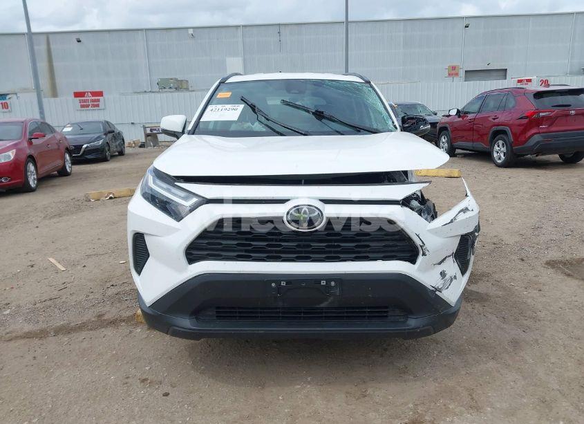 Photo 12 of 2022 Toyota Rav4 XLE (VIN 2T3P1RFV6NC268137)