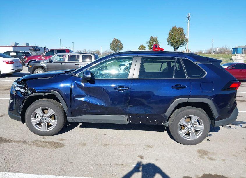Photo 14 of 2022 Toyota Rav4 XLE (VIN 2T3P1RFV6NW263339)
