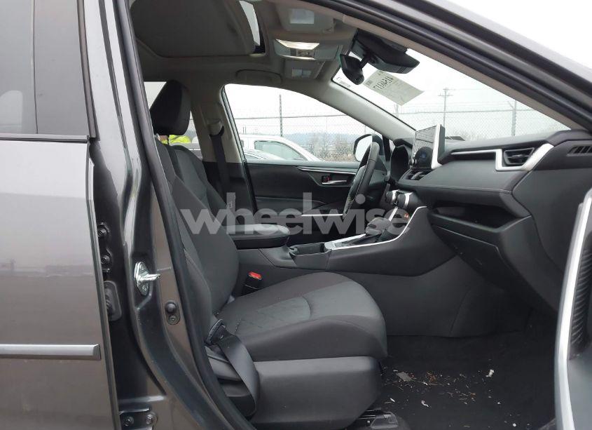Photo 5 of 2023 Toyota Rav4 XLE (VIN 2T3P1RFV6PW343081)