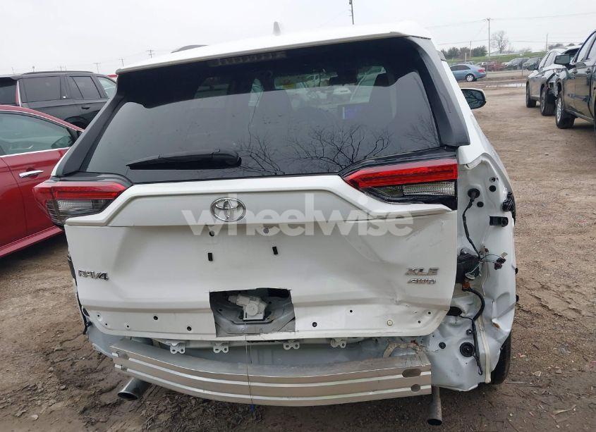 Photo 16 of 2024 Toyota Rav4 XLE (VIN 2T3P1RFV6RC421914)
