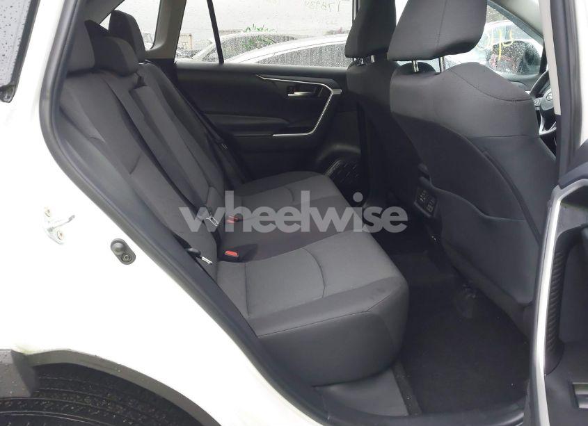 Photo 8 of 2024 Toyota Rav4 XLE (VIN 2T3P1RFV6RC436087)