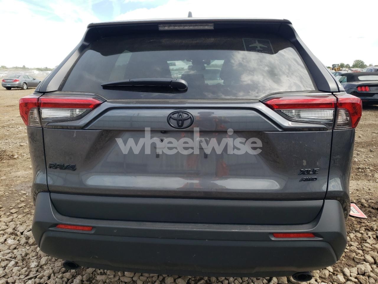 Photo 6 of 2024 TOYOTA RAV4 XLE (VIN 2T3P1RFV6RW470092)