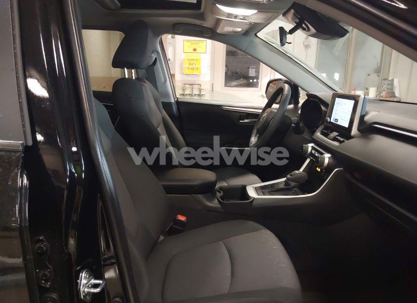 Photo 5 of 2025 Toyota Rav4 XLE (VIN 2T3P1RFV6SC494254)