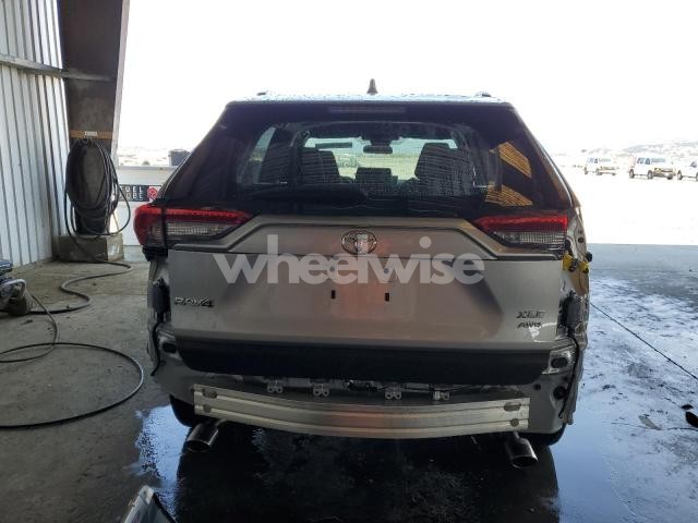 2025 TOYOTA RAV4 XLE (VIN 2T3P1RFV6SC510193) main photo