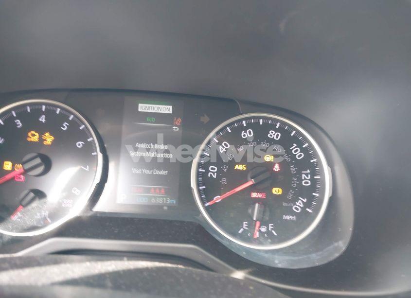 Photo 7 of 2019 Toyota Rav4 XLE (VIN 2T3P1RFV7KW063940)