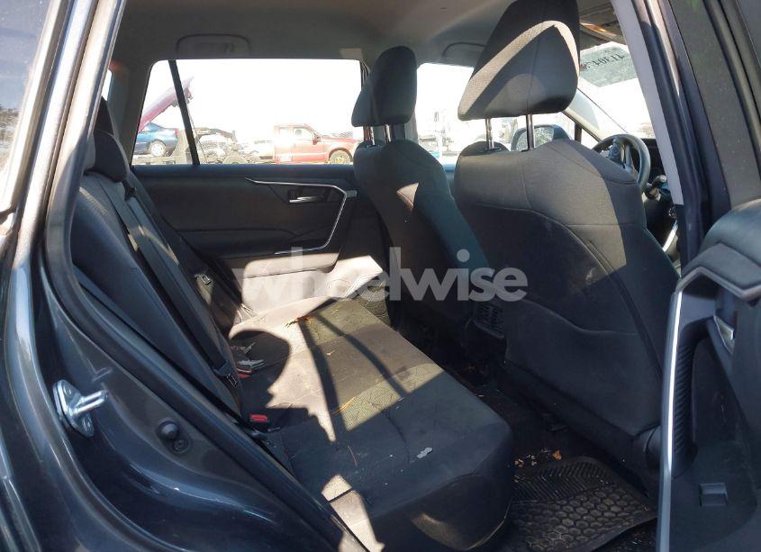 Photo 8 of 2021 Toyota Rav4 XLE (VIN 2T3P1RFV7MC252995)
