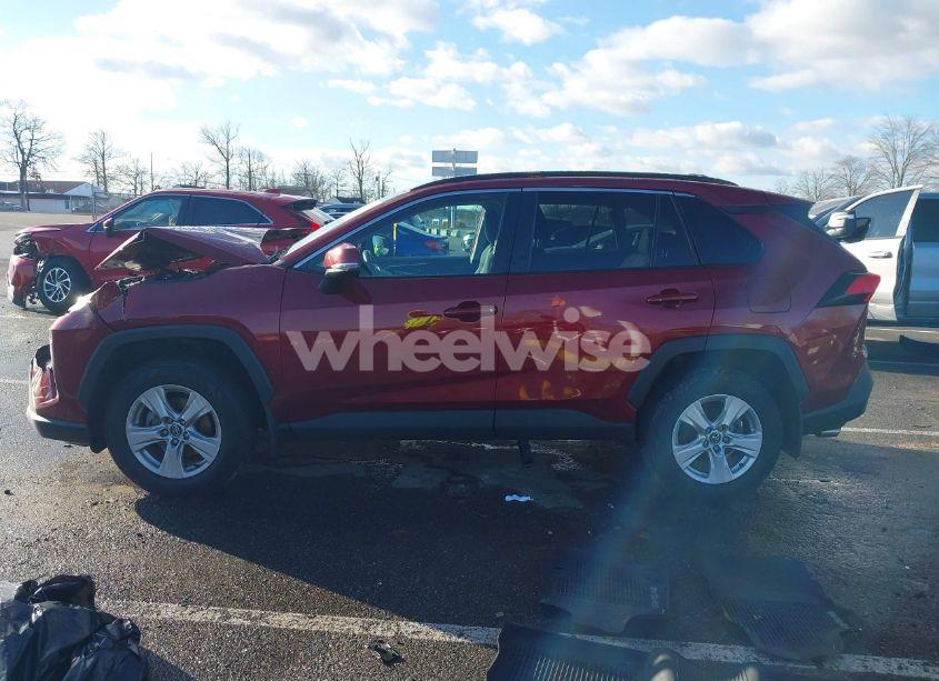 Photo 14 of 2021 Toyota Rav4 XLE (VIN 2T3P1RFV7MW140793)