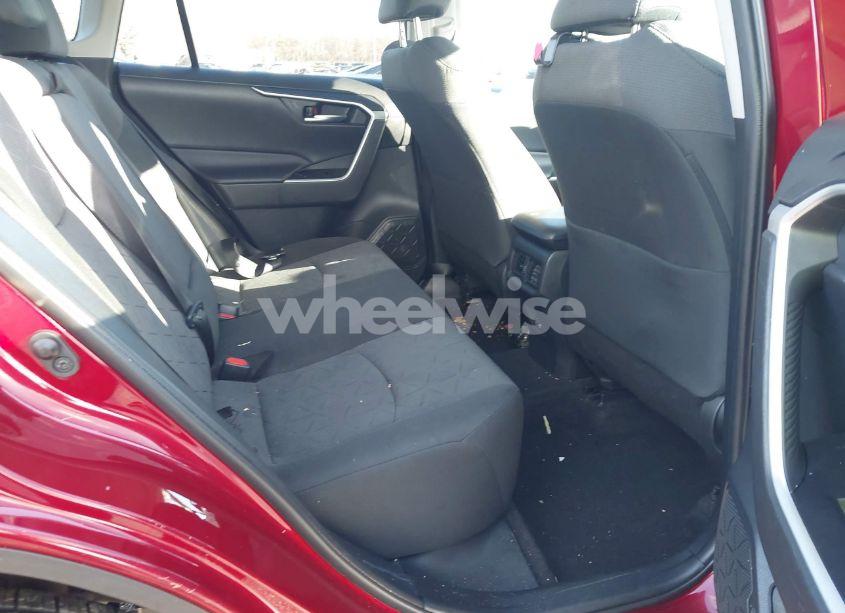 Photo 8 of 2021 Toyota Rav4 XLE (VIN 2T3P1RFV7MW140793)