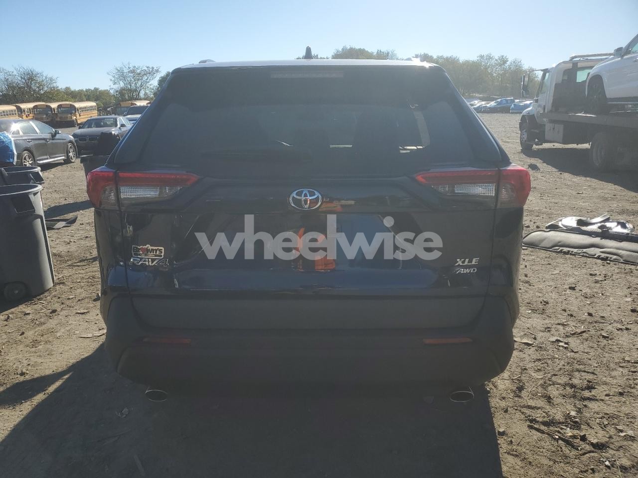 Photo 6 of 2022 TOYOTA RAV4 XLE (VIN 2T3P1RFV7NW288007)