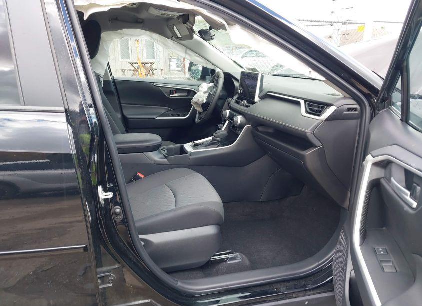 Photo 5 of 2023 Toyota Rav4 XLE (VIN 2T3P1RFV7PC382327)