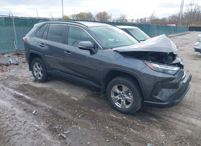 2023 Toyota Rav4 XLE (VIN 2T3P1RFV7PW352226) main photo