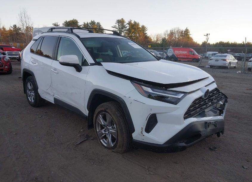 2023 Toyota Rav4 XLE (VIN 2T3P1RFV7PW378888) main photo