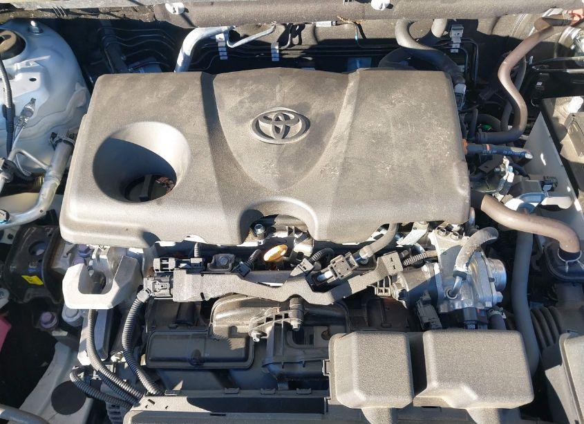 Photo 10 of 2024 Toyota Rav4 XLE (VIN 2T3P1RFV7RC394481)