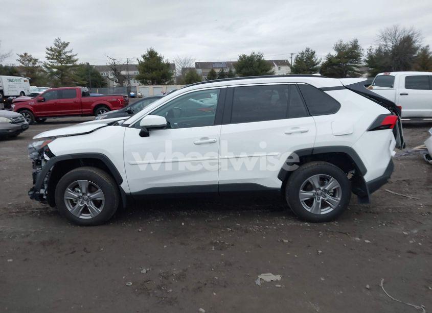 Photo 14 of 2024 Toyota Rav4 XLE (VIN 2T3P1RFV7RC460883)