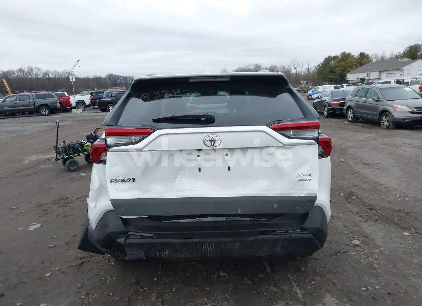 Photo 16 of 2024 Toyota Rav4 XLE (VIN 2T3P1RFV7RC460883)