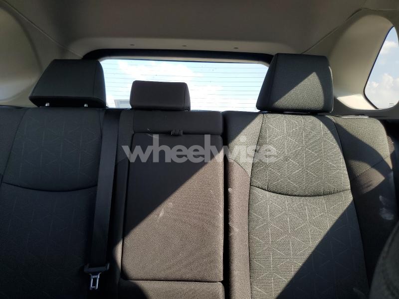 Photo 4 of 2025 TOYOTA RAV4 XLE (VIN 2T3P1RFV7SW512386)