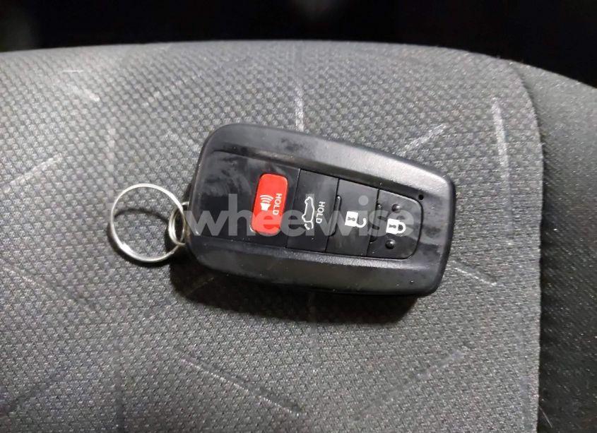 Photo 11 of 2019 Toyota Rav4 XLE (VIN 2T3P1RFV8KC004235)