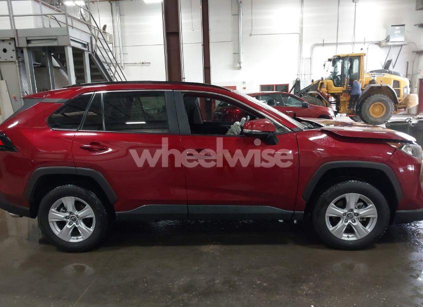Photo 13 of 2019 Toyota Rav4 XLE (VIN 2T3P1RFV8KC004235)