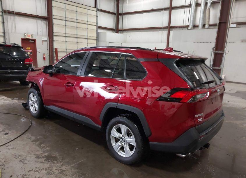 Photo 3 of 2019 Toyota Rav4 XLE (VIN 2T3P1RFV8KC004235)