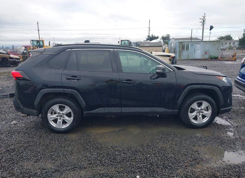 Photo 14 of 2019 Toyota Rav4 XLE (VIN 2T3P1RFV8KW033412)