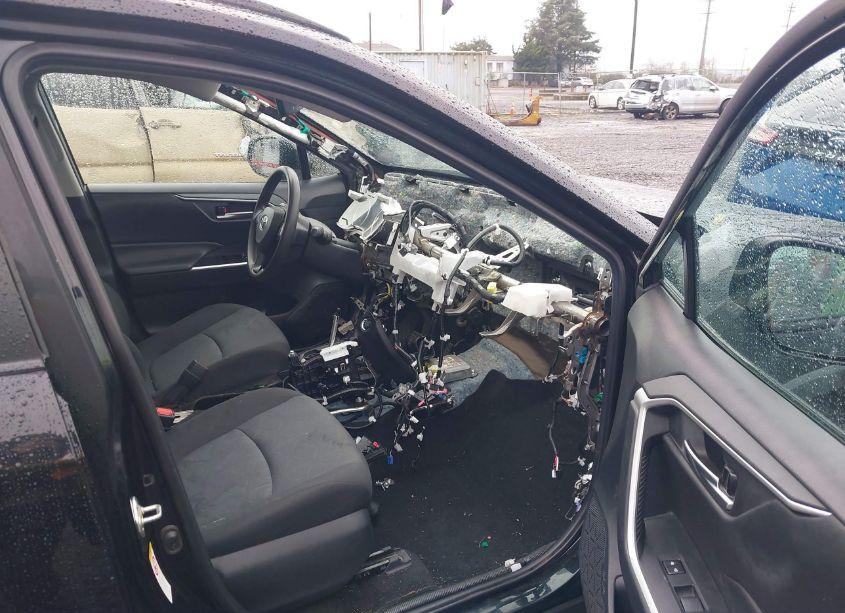 Photo 5 of 2019 Toyota Rav4 XLE (VIN 2T3P1RFV8KW033412)