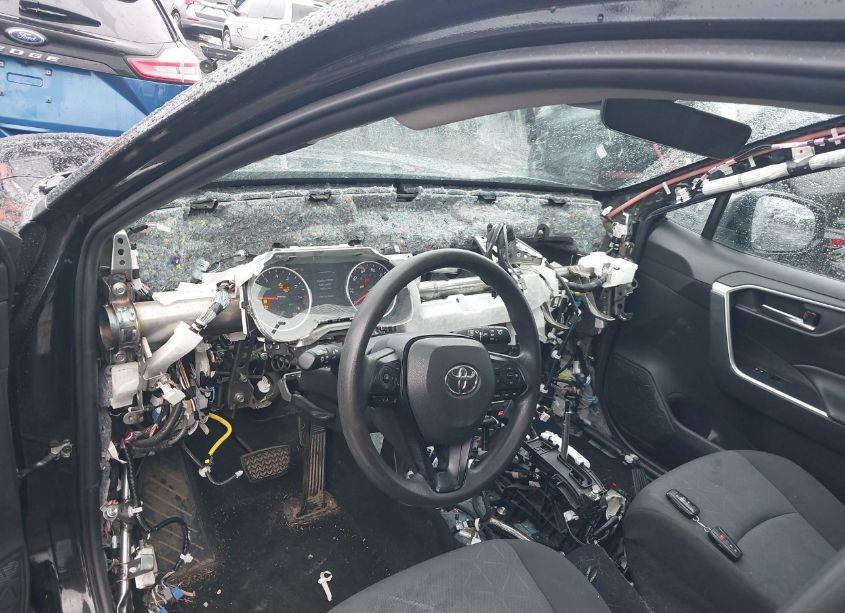 Photo 6 of 2019 Toyota Rav4 XLE (VIN 2T3P1RFV8KW033412)