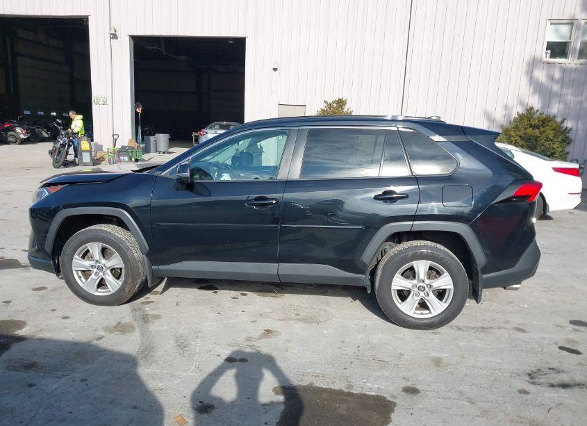 Photo 14 of 2020 Toyota Rav4 XLE (VIN 2T3P1RFV8LC075615)