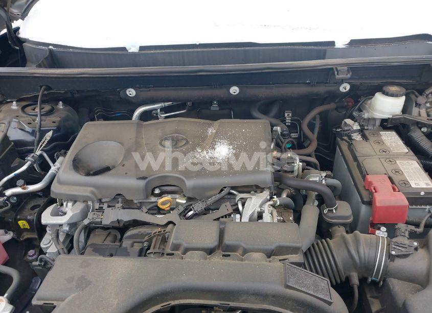 Photo 10 of 2020 Toyota Rav4 XLE (VIN 2T3P1RFV8LC124974)