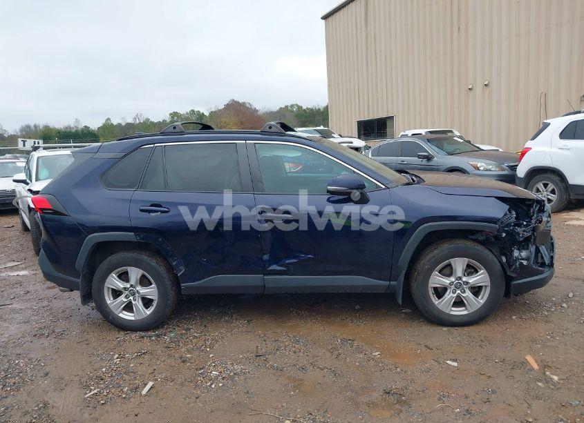 Photo 13 of 2020 Toyota Rav4 XLE (VIN 2T3P1RFV8LC125820)