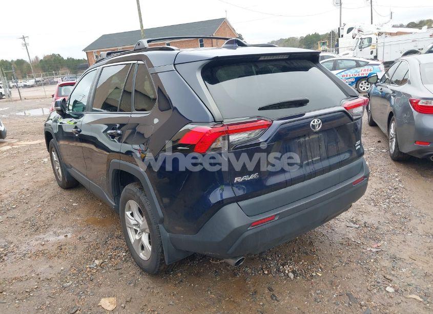 Photo 3 of 2020 Toyota Rav4 XLE (VIN 2T3P1RFV8LC125820)