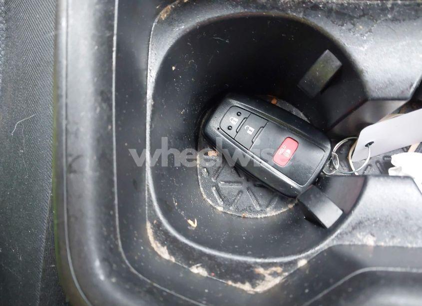 Photo 11 of 2021 Toyota Rav4 XLE (VIN 2T3P1RFV8MC146202)