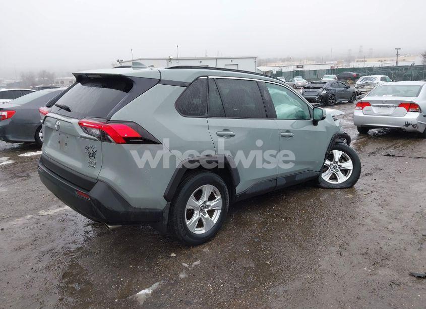 Photo 4 of 2021 Toyota Rav4 XLE (VIN 2T3P1RFV8MC146202)