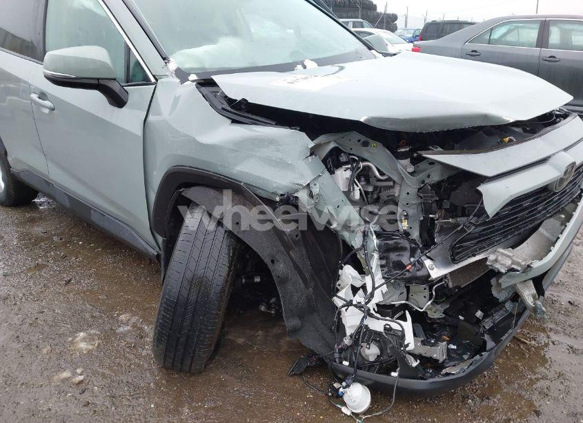 Photo 6 of 2021 Toyota Rav4 XLE (VIN 2T3P1RFV8MC146202)