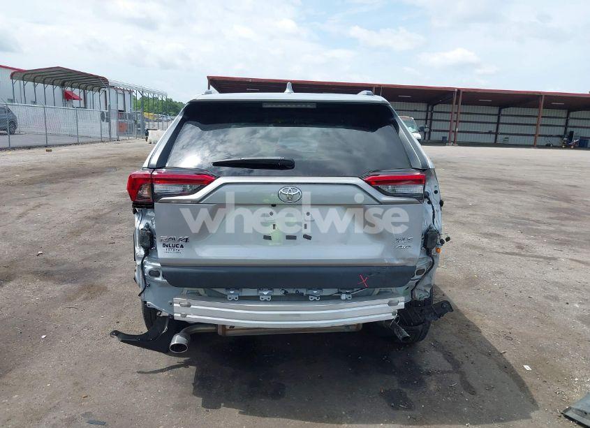 Photo 17 of 2021 Toyota Rav4 XLE (VIN 2T3P1RFV8MC242220)
