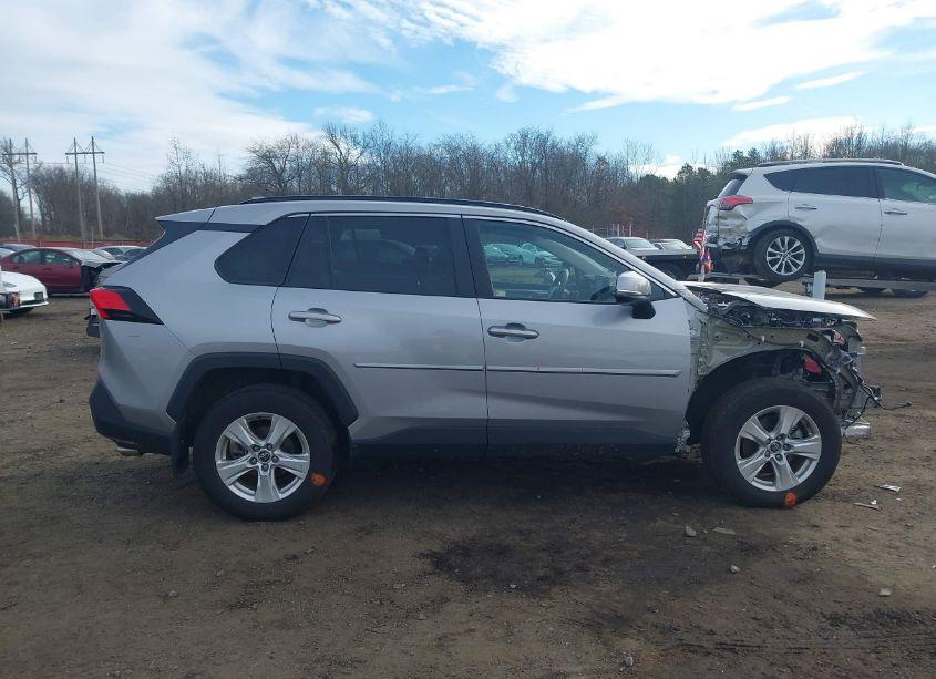 Photo 13 of 2021 Toyota Rav4 XLE (VIN 2T3P1RFV8MW143024)