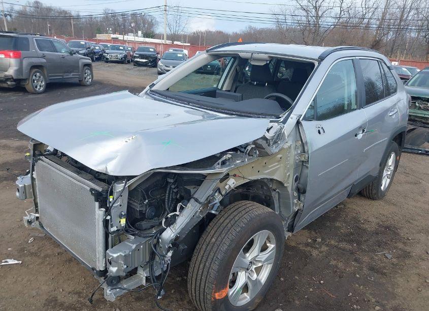 Photo 18 of 2021 Toyota Rav4 XLE (VIN 2T3P1RFV8MW143024)