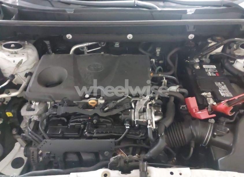 Photo 10 of 2021 Toyota Rav4 XLE (VIN 2T3P1RFV8MW145646)