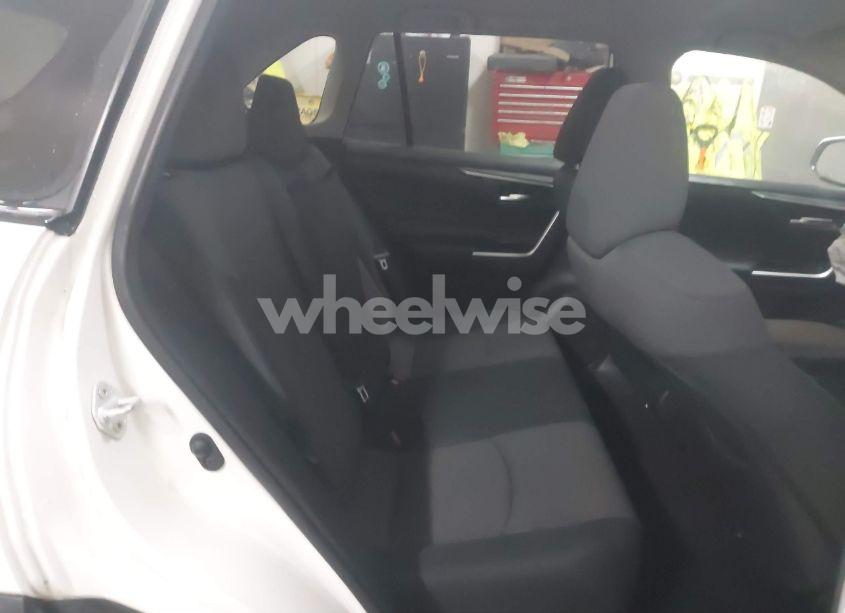 Photo 8 of 2021 Toyota Rav4 XLE (VIN 2T3P1RFV8MW145646)