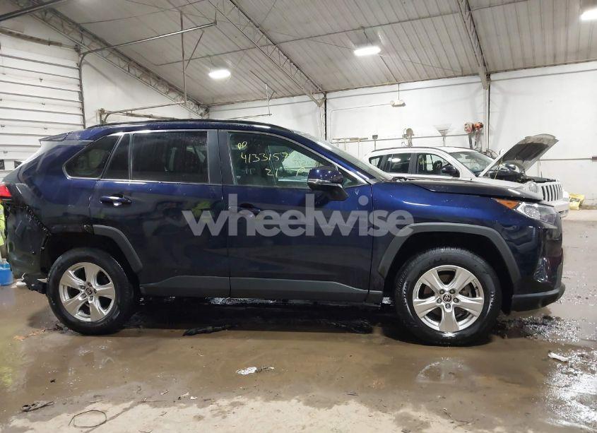 Photo 13 of 2021 Toyota Rav4 XLE (VIN 2T3P1RFV8MW238165)