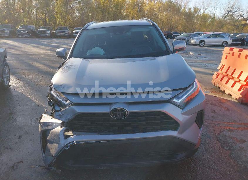 Photo 12 of 2022 Toyota Rav4 XLE (VIN 2T3P1RFV8NW286539)