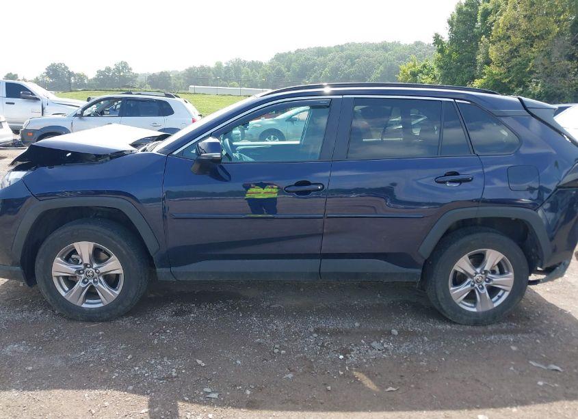 Photo 14 of 2022 Toyota Rav4 XLE (VIN 2T3P1RFV8NW302271)