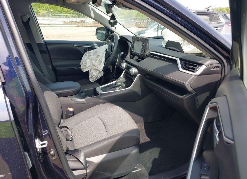 Photo 5 of 2022 Toyota Rav4 XLE (VIN 2T3P1RFV8NW302271)