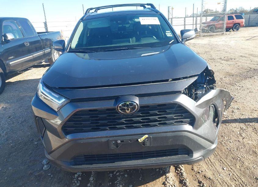Photo 12 of 2023 Toyota Rav4 XLE (VIN 2T3P1RFV8PC389044)