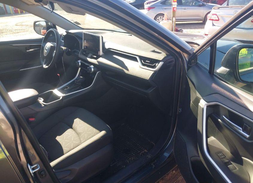 Photo 5 of 2023 Toyota Rav4 XLE (VIN 2T3P1RFV8PC389044)