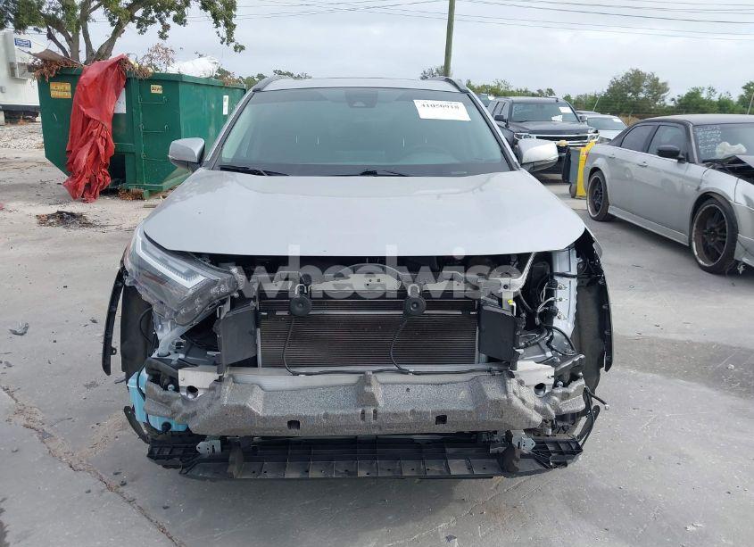 Photo 13 of 2024 Toyota Rav4 XLE (VIN 2T3P1RFV8RC414687)