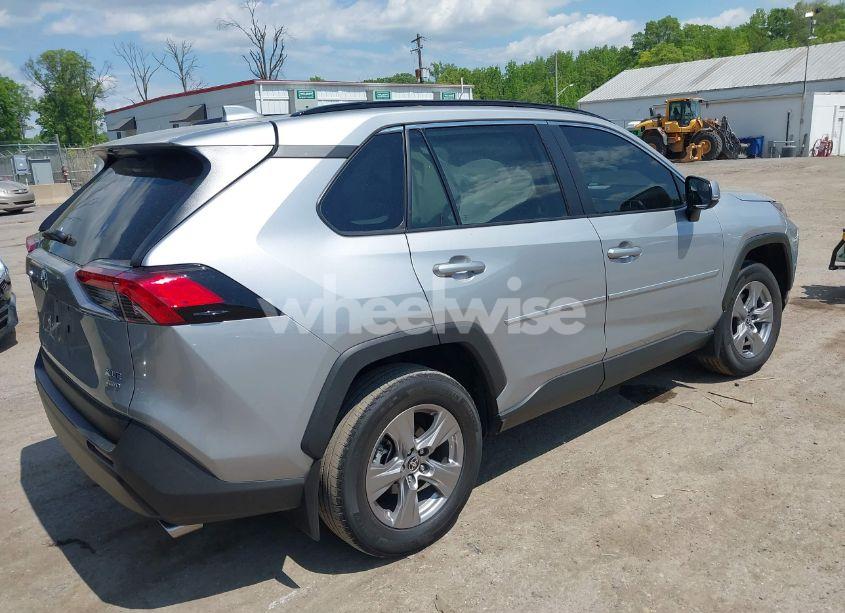 Photo 4 of 2024 Toyota Rav4 XLE (VIN 2T3P1RFV8RW409228)