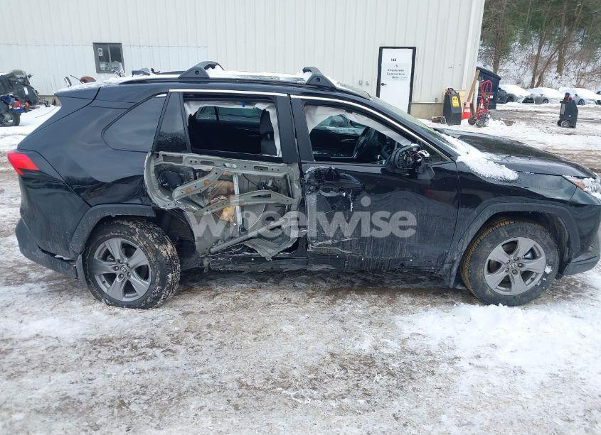 Photo 13 of 2025 Toyota Rav4 XLE (VIN 2T3P1RFV8SC495597)