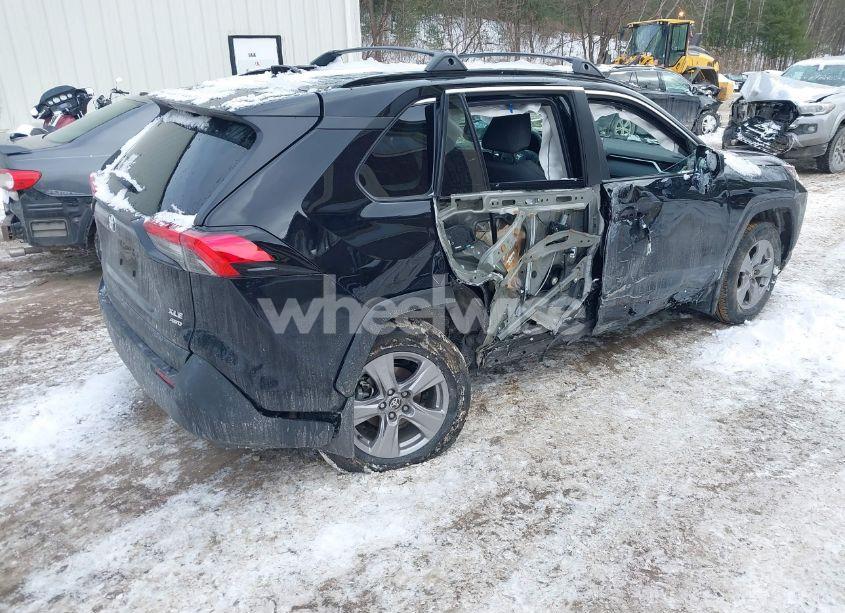 Photo 4 of 2025 Toyota Rav4 XLE (VIN 2T3P1RFV8SC495597)